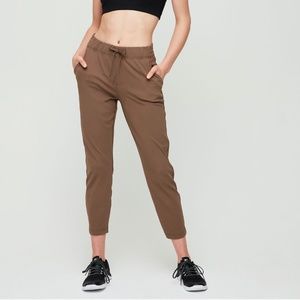 Aritzia women's Constant Helena pant: navy, medium